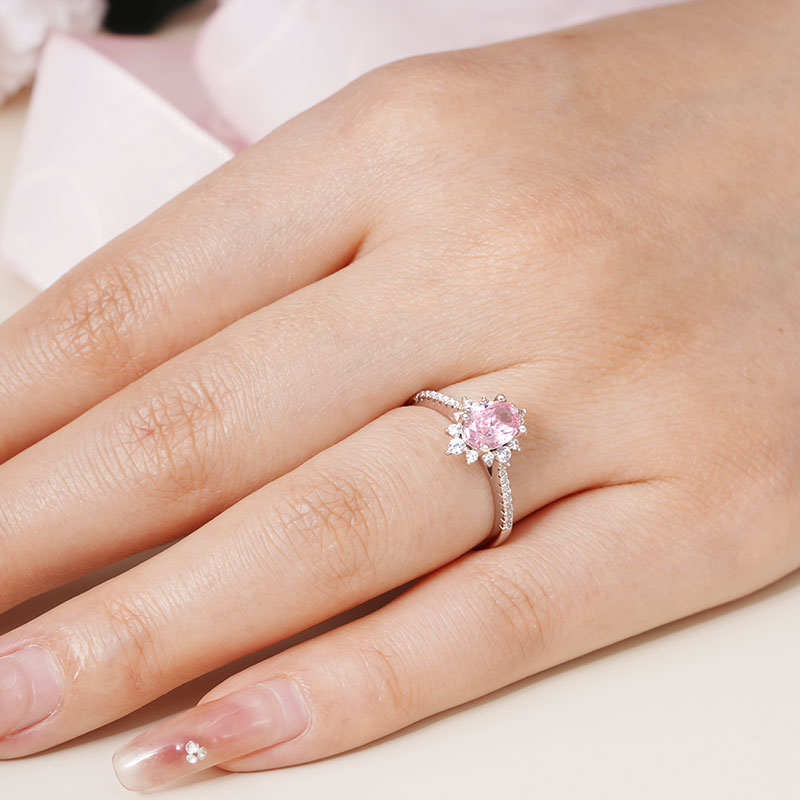 Gnoce Four Prong Oval Pink Halo Engagement Ring_4
