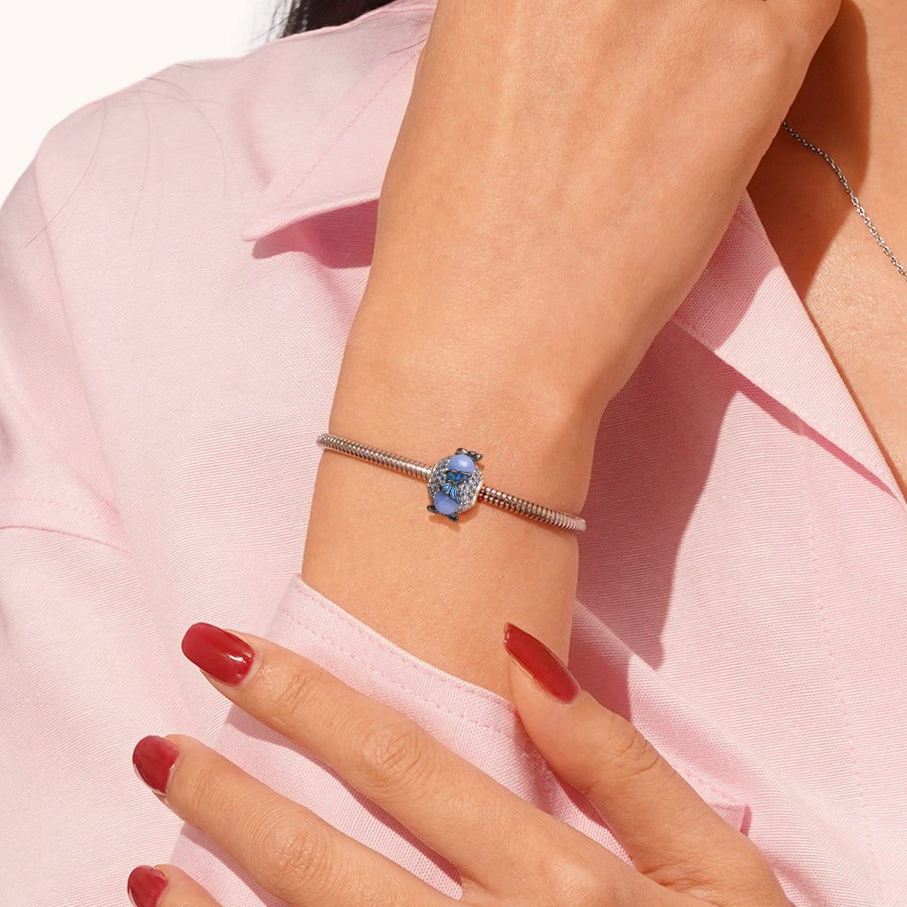 Gnoce Blue Butterfly Round Glow-in-the-Dark Charm_6