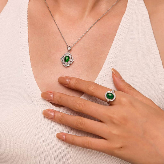 Gnoce Natural Cabochon Vivid Jadeite Pendant Necklace_5