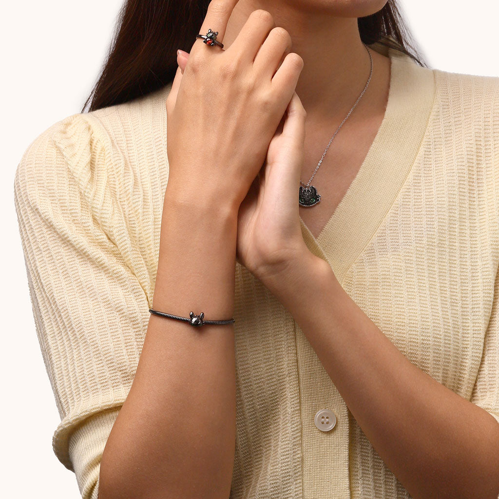 Gnoce Aloof Toothless Stopper Charm_4