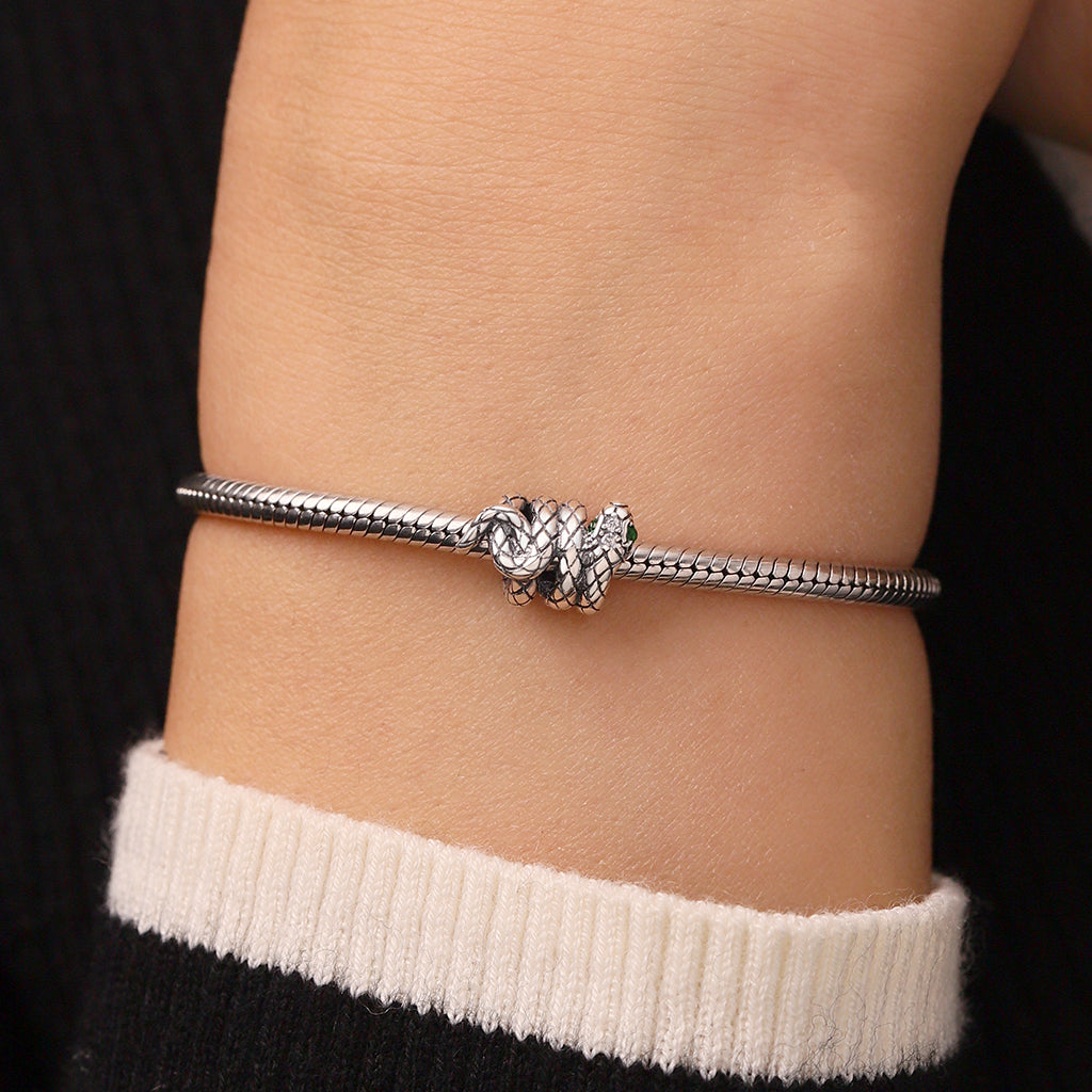 Gnoce Coiled Snake Charm_4
