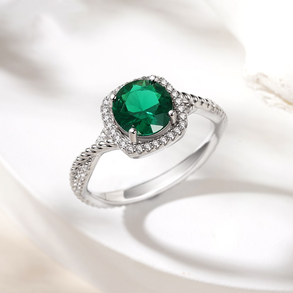 Gnoce Round Cut Green Halo Split Shank Engagement Ring_4