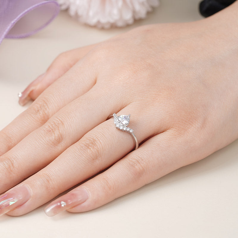Gnoce Vintage Heart Cut V Shape Ring_5