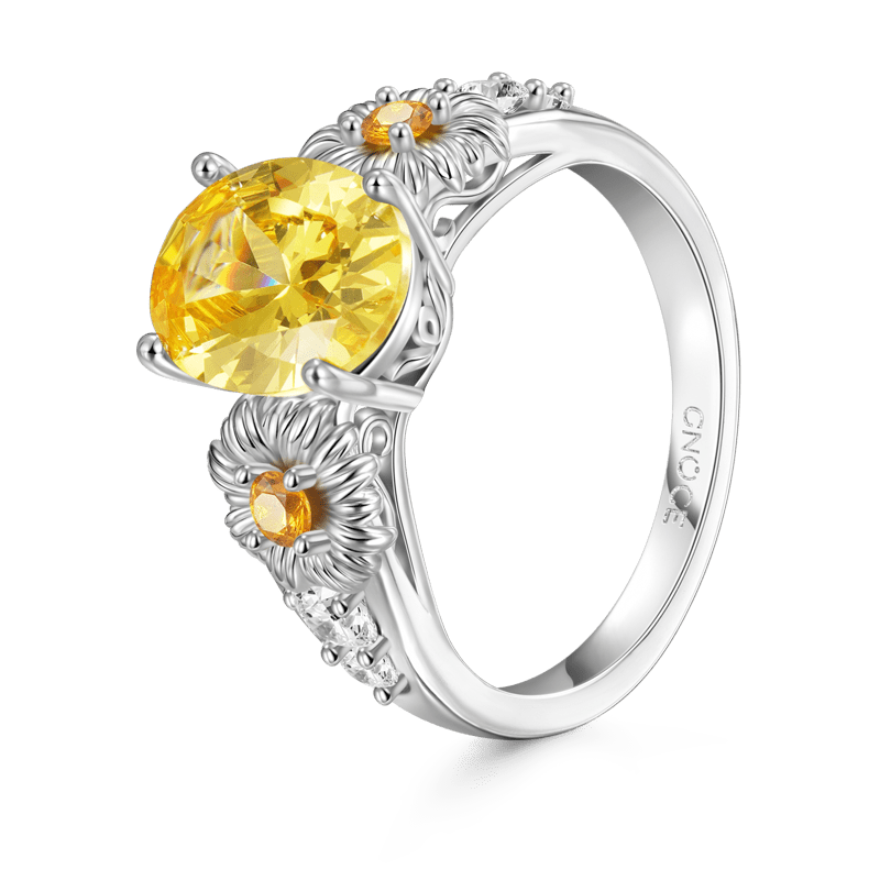 Gnoce Flower Oval Cut Promise Ring_2