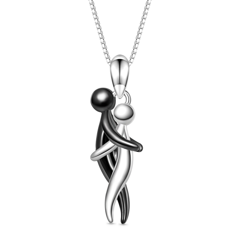 Gnoce Lover Embraces Romantic Necklace_1