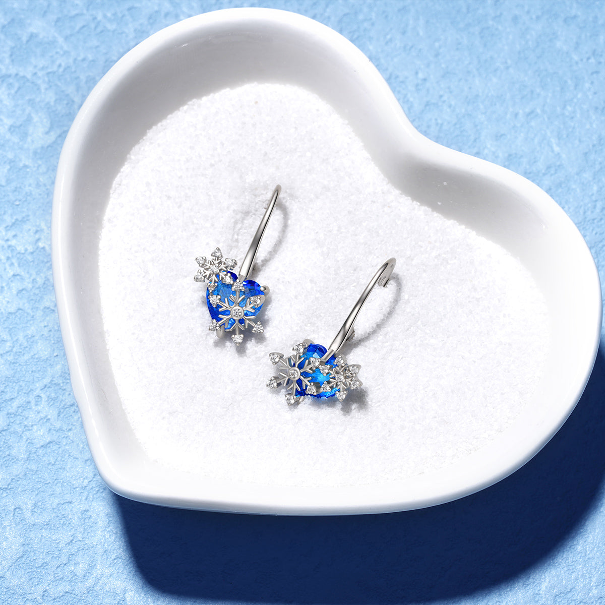 Gnoce Sparkling Snowflake Stud Earrings_3