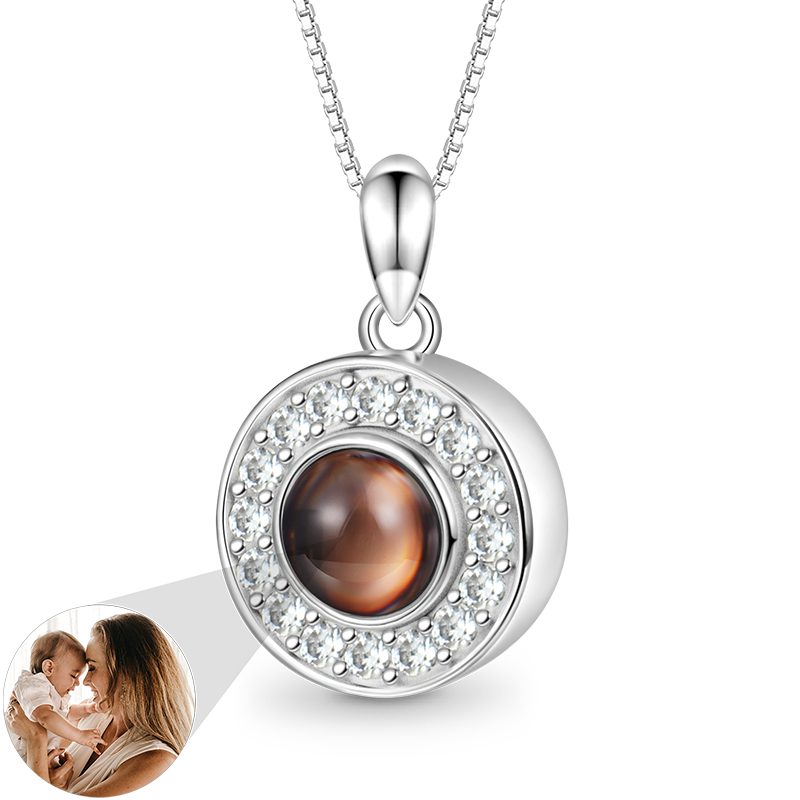 Gnoce Projection Personalized Photo Necklace_1