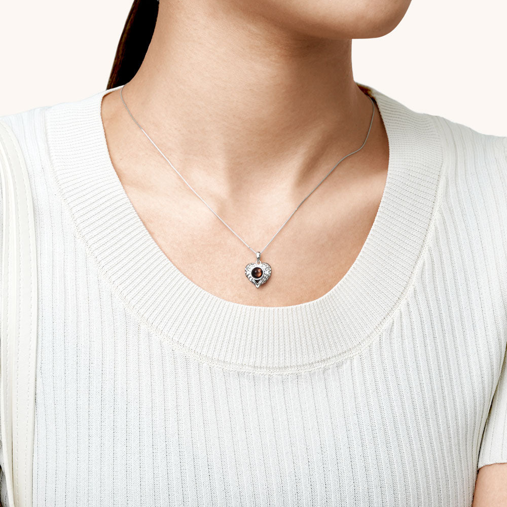 Gnoce Projection Heart Personalized Photo Necklace_3