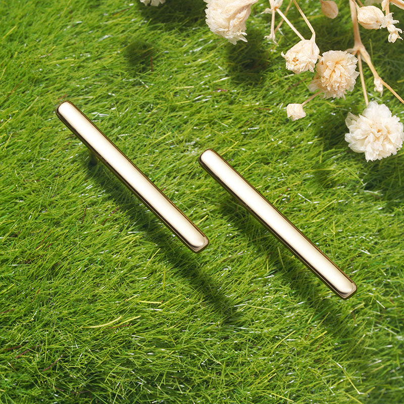 Gnoce Long Bar Studs Earrings_4