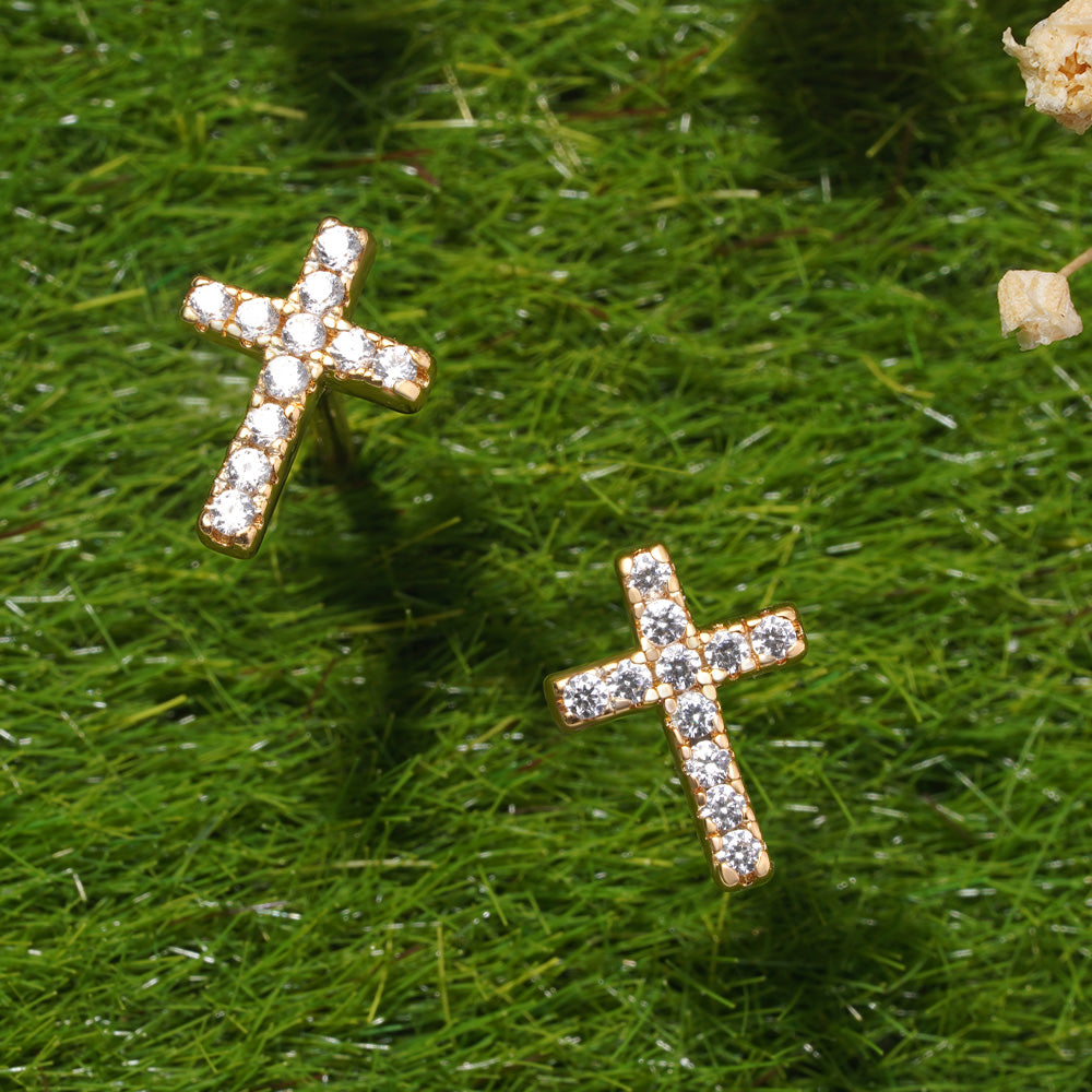 Gnoce Mini Cross Stud Earrings_4