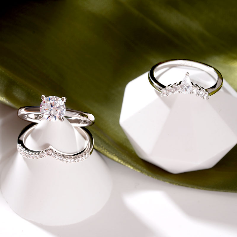 Gnoce Classic Sparkle Round-cut Stackable Ring Set_2