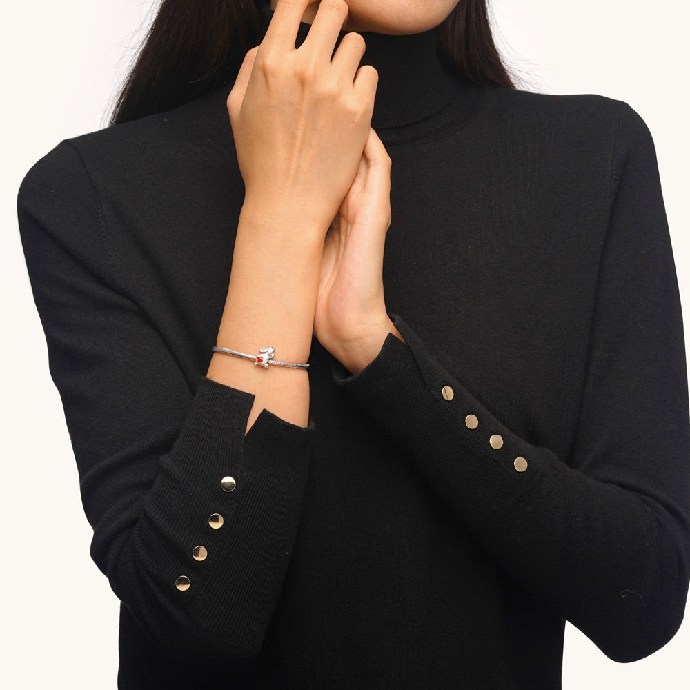 Gnoce Rabbit Red Flower Charm_4