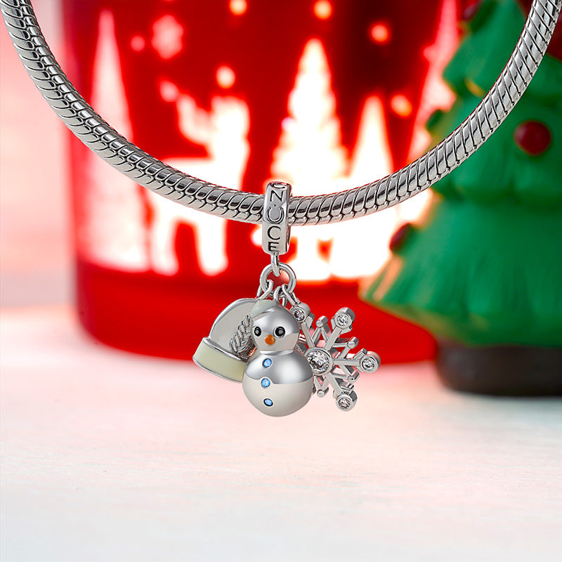 Gnoce Glove, Snowman & Snowflakes Winter Triple Pendant Dangle Charm_3
