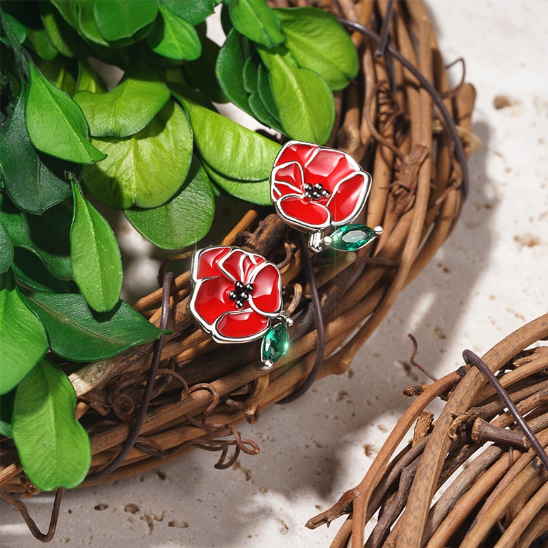 Gnoce Birthday Flower Series Poppy Stud Earrings_3