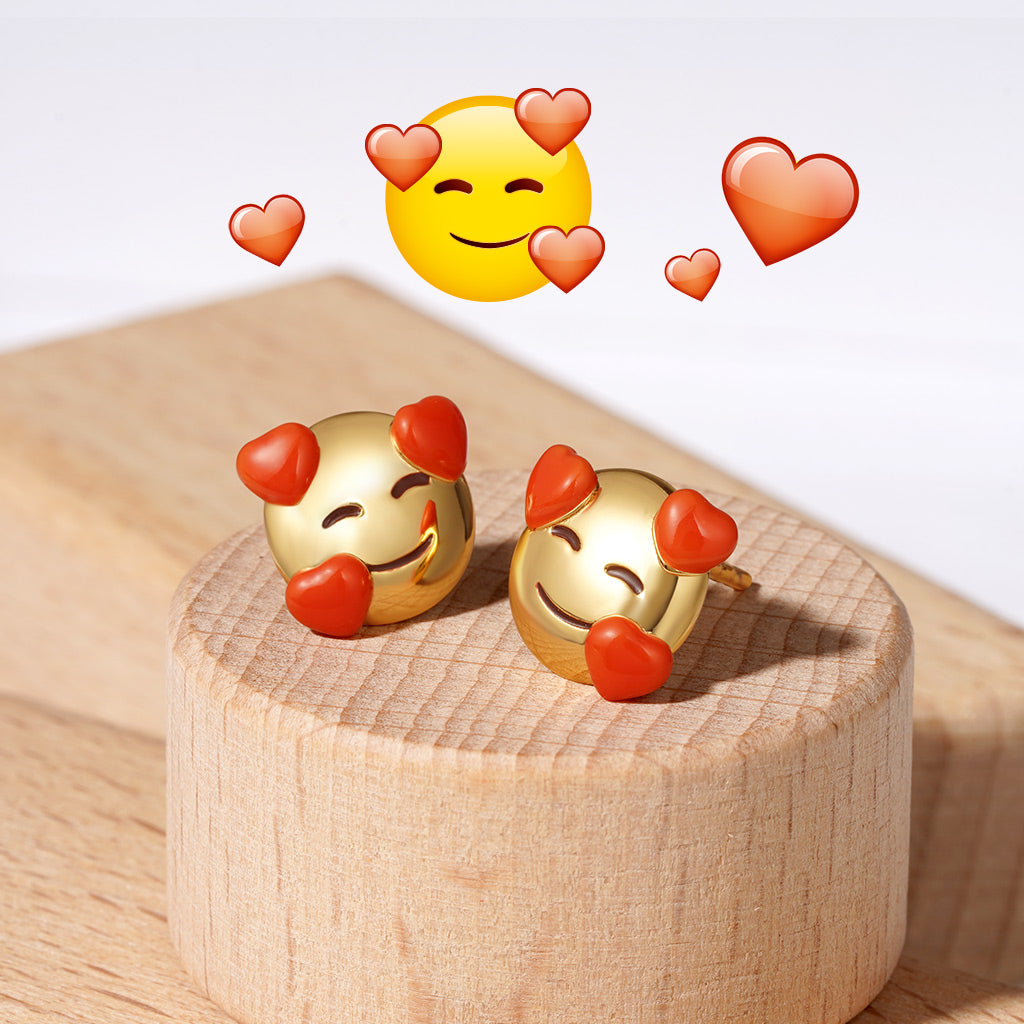 Gnoce emoji Smiling Face with Hearts Stud Earrings_3