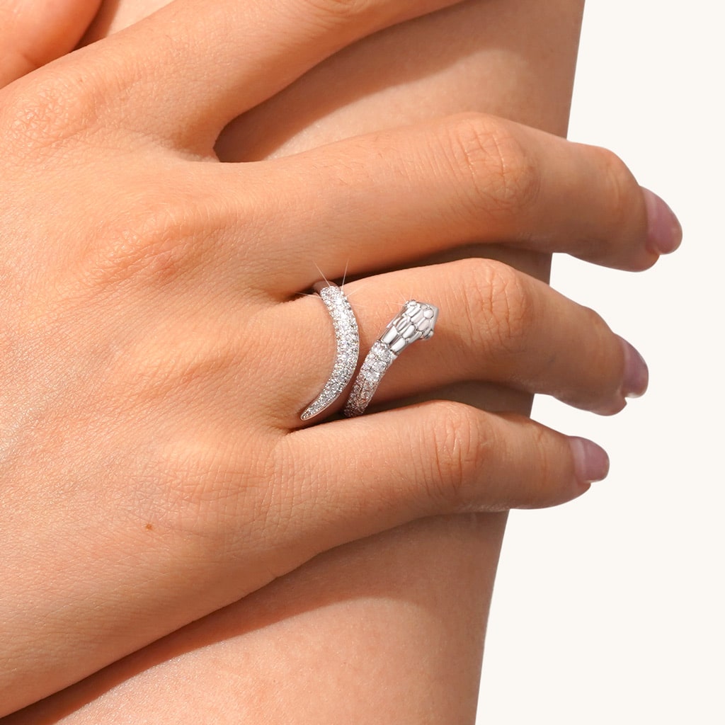 Gnoce Gothic Pave White CZ Snake Ring_5