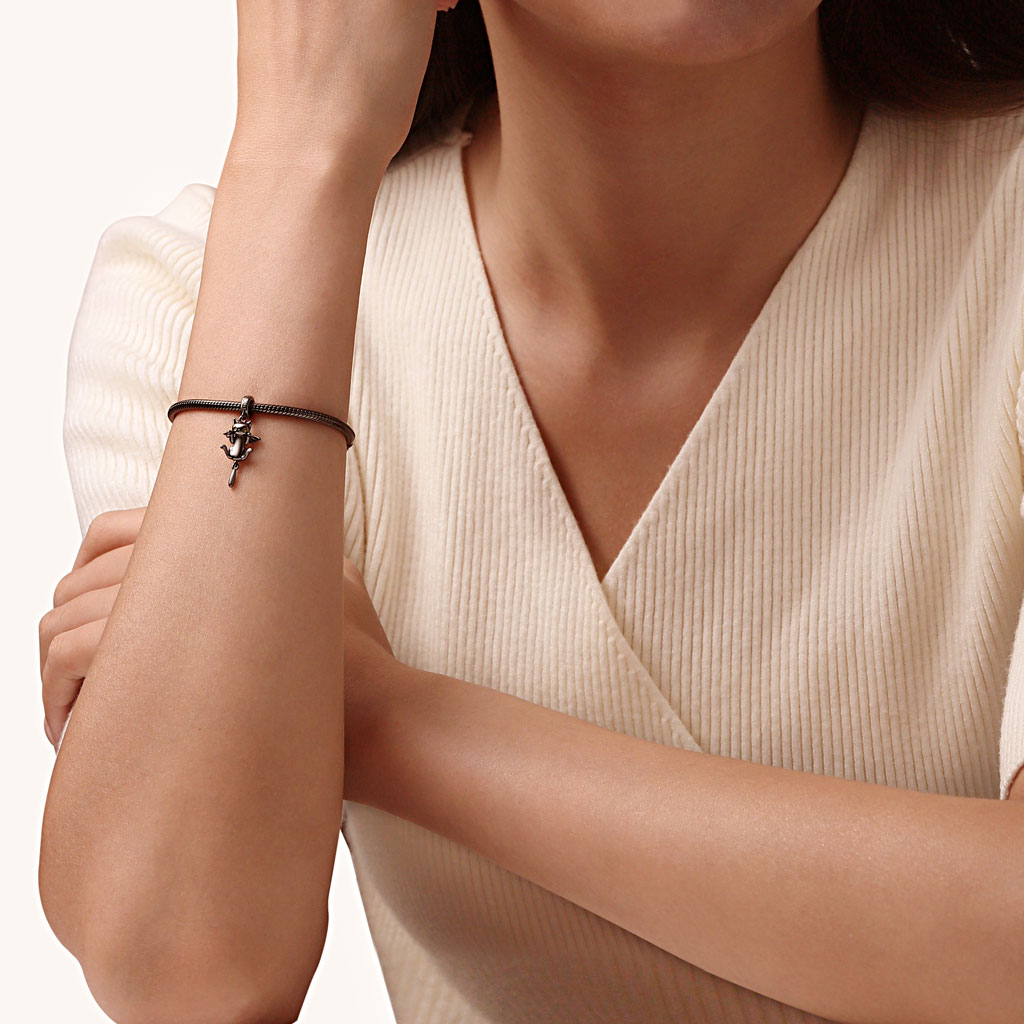 Gnoce Black Cat with Bat Wings Pendant Dangle Charm_5