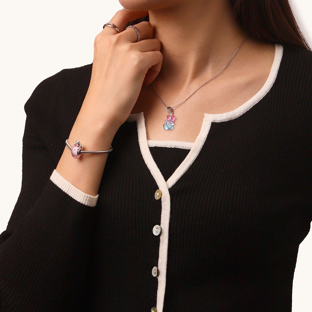 Gnoce Cute Cat Lying on Pink Glass Charm_4