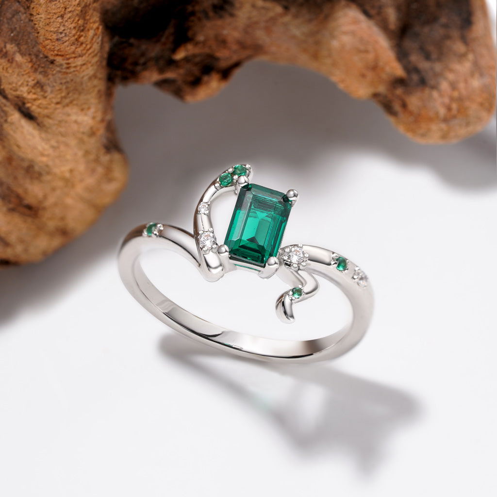 Gnoce Zodiac Snake Green Spinel Promise Rings_3