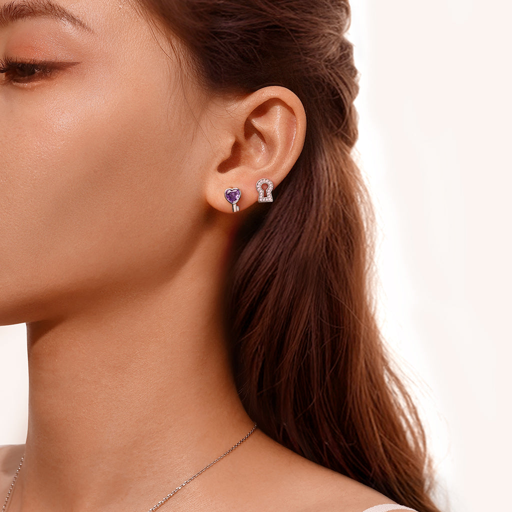 Gnoce 'Love Edge' Key Lock Birthstone Stud Earrings_5