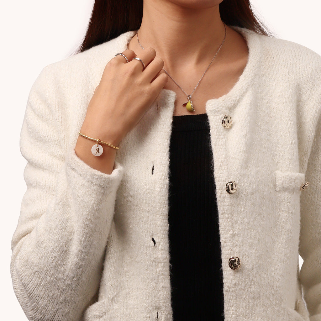 Gnoce Natural Freshwater Shell Round Gold 26 Letters Pendant Dangle Charm_6