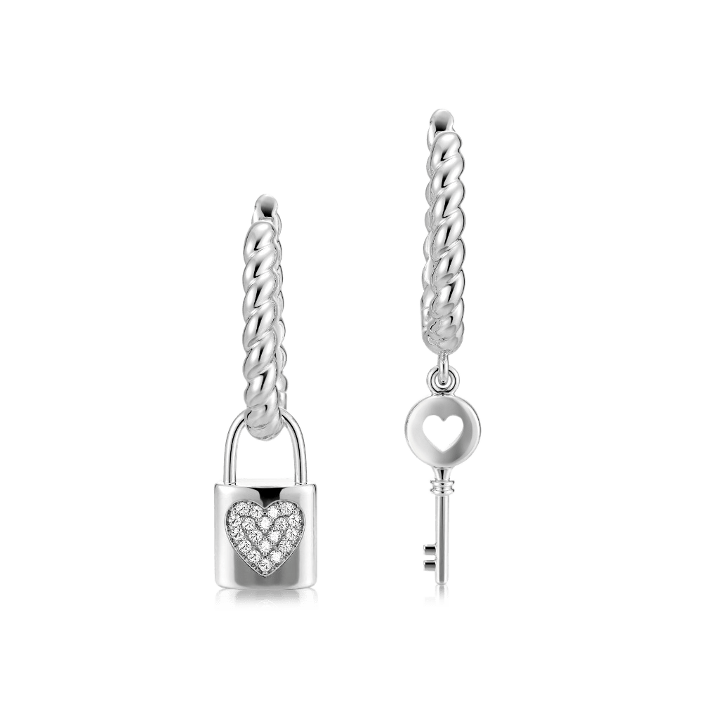 Gnoce Asymmetrical Lock & Key Twisted Rope English Lock Earrings_2
