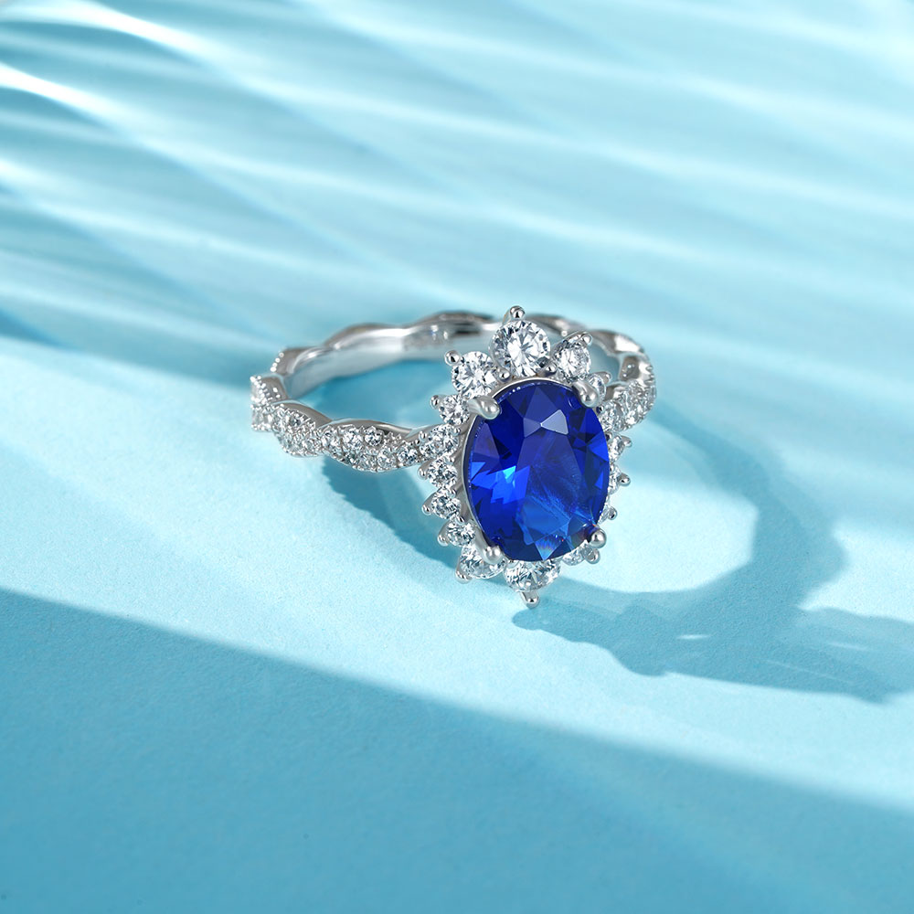 Gnoce Sapphire Cluster Halo Twisted Engagement Ring_5