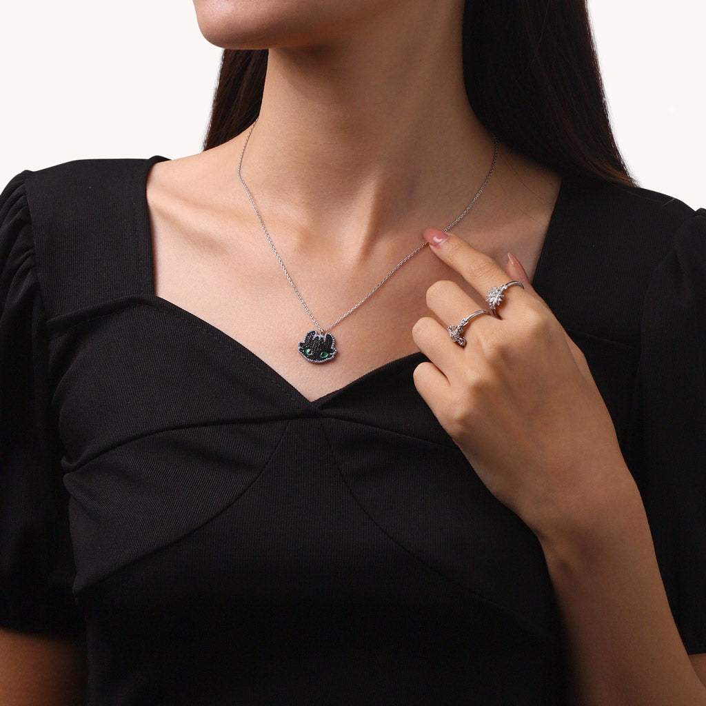 Gnoce Smiling Toothless Head Necklace_5