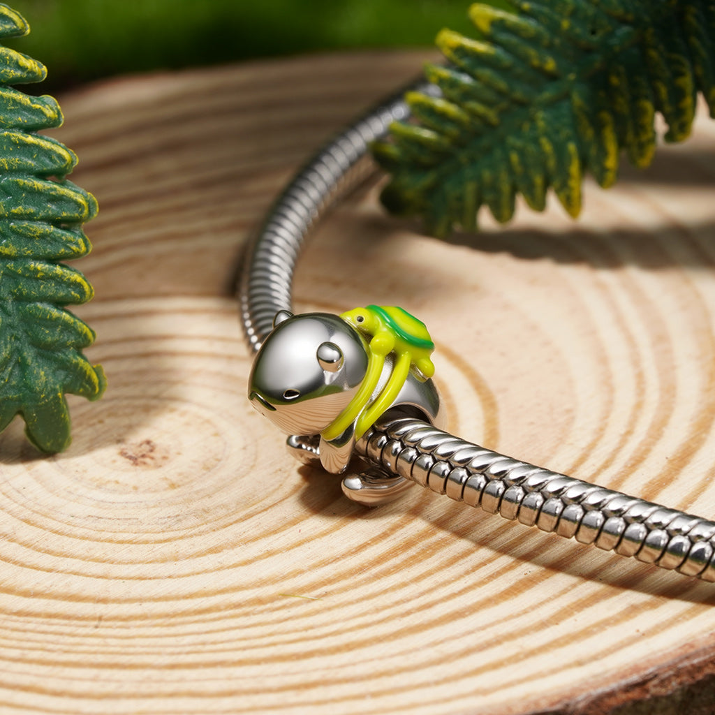 Gnoce Cute Capybara with Mini Turtle Charm_3