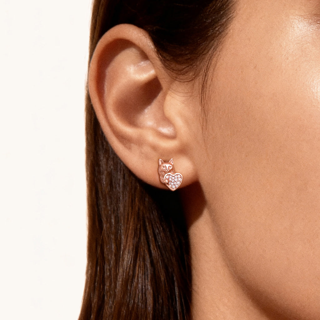 Gnoce Maine Coon Cat Embrace Heart Love Stud Earrings_2