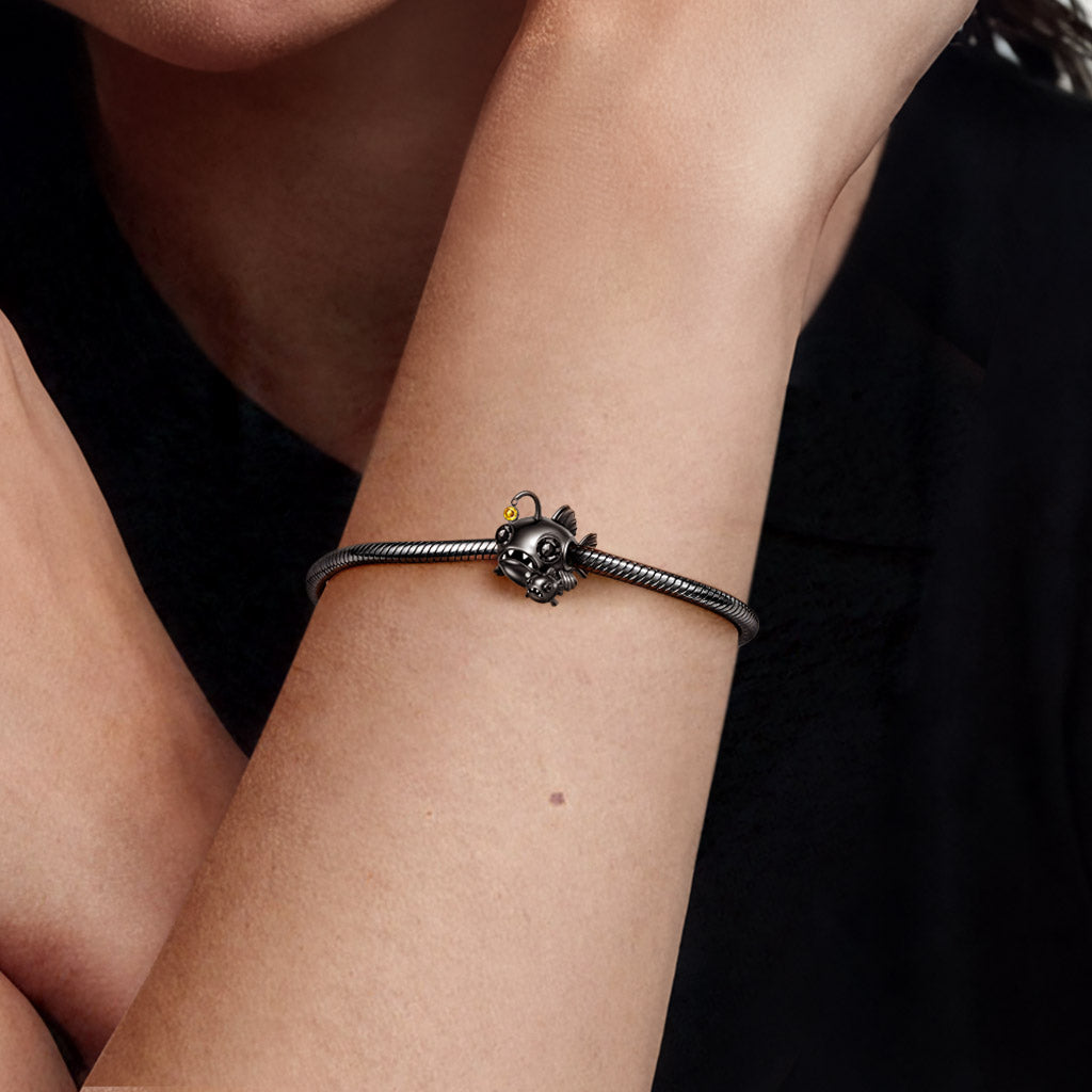 Gnoce Lanternfish Embraces Baby Charm_2