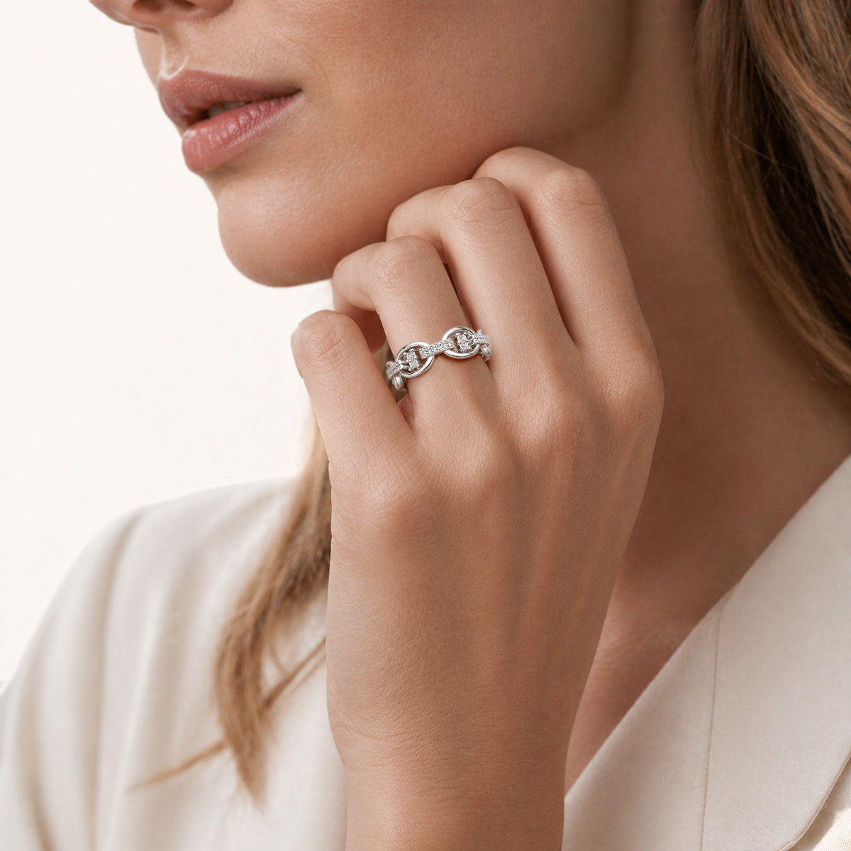 Gnoce Interlocking Geometric Cushion & Round-Cut Accent Ring Platinum-plated Silver Blend_2